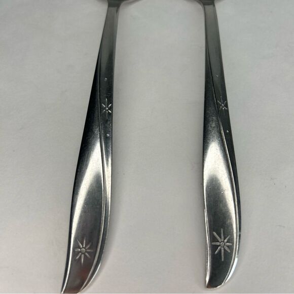 2  Oneida Community Twin Star Serving Spoons  Atomic Starburst MCM Stainless - Picture 2 of 4